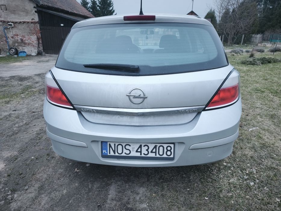 Opel Astra H 1.9 CDTI 100KM