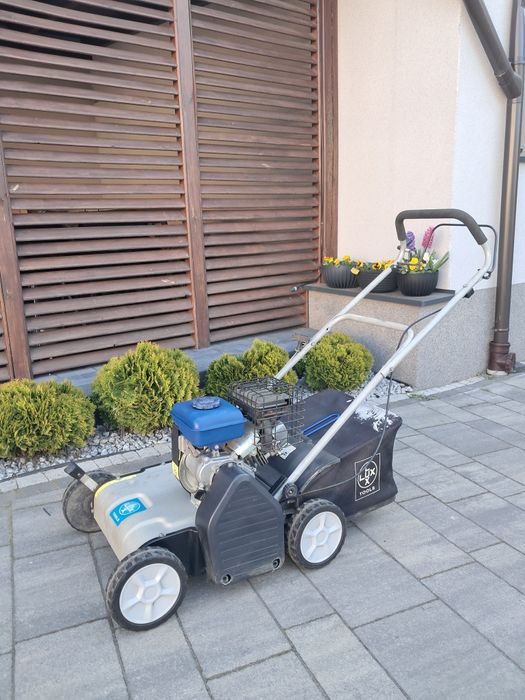 Wertykulator Lux Tools spalinowy