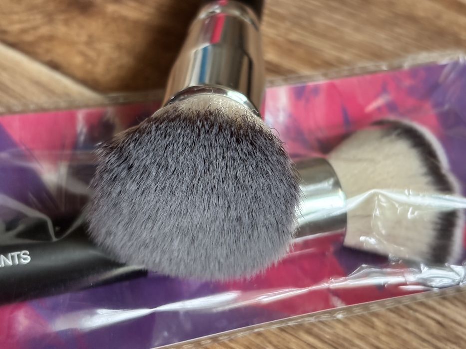 Пензель для основи bionic flat top buffer Coastal scents