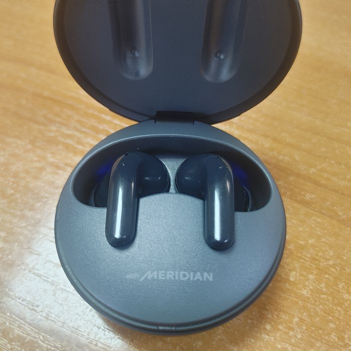 LG TONE Free® T90Q, гарнитура