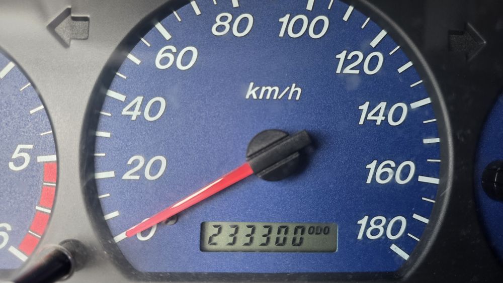 Mazda B2500 2005r