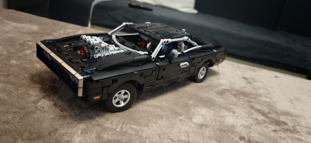 Lego 42231 charger