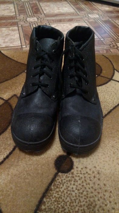 Чоботи чоловічі!