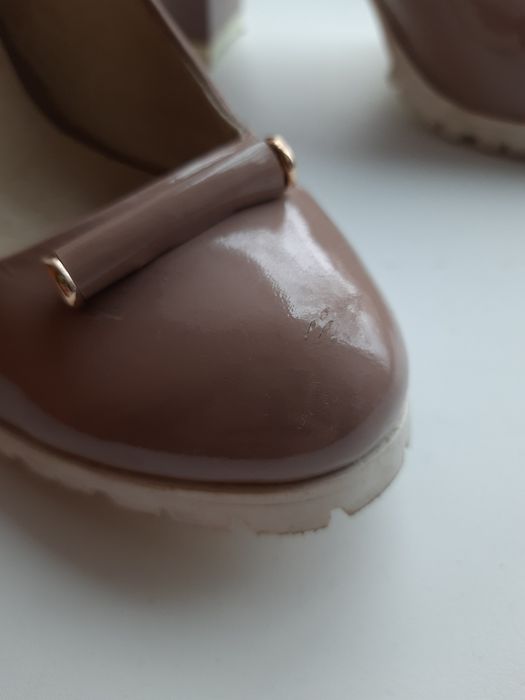 Туфлі жіночі , туфлі лакові