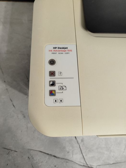 Принтер HP Deskjet 1515 3 в 1 БФП
