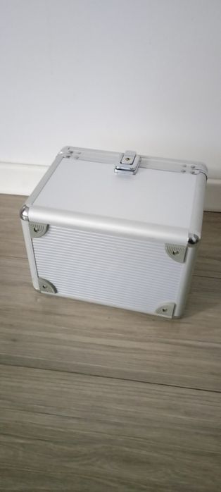 Kuferek aluminiowy skrzyneczka