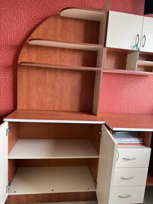 Продам компʼютерний стіл