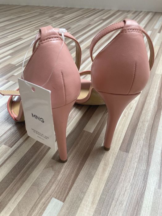 Buty Sandały Mango 38