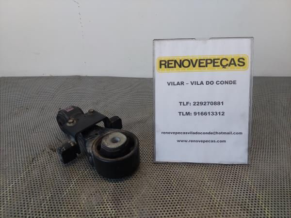 Apoio da caixa TOYOTA Yaris (_P9_)