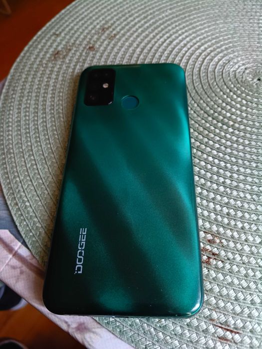 Telefon smartfon dogge