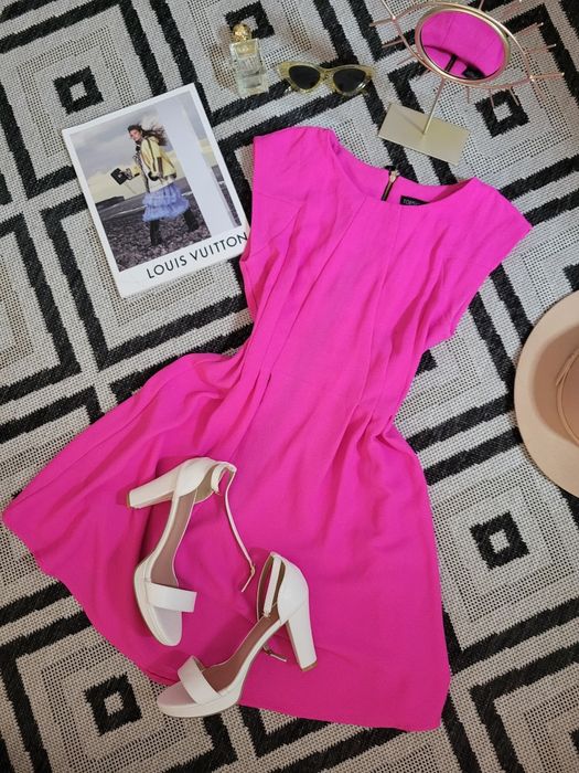 Яскраве barbie рожеве плаття zara міні сукня платье розовое яркое жін