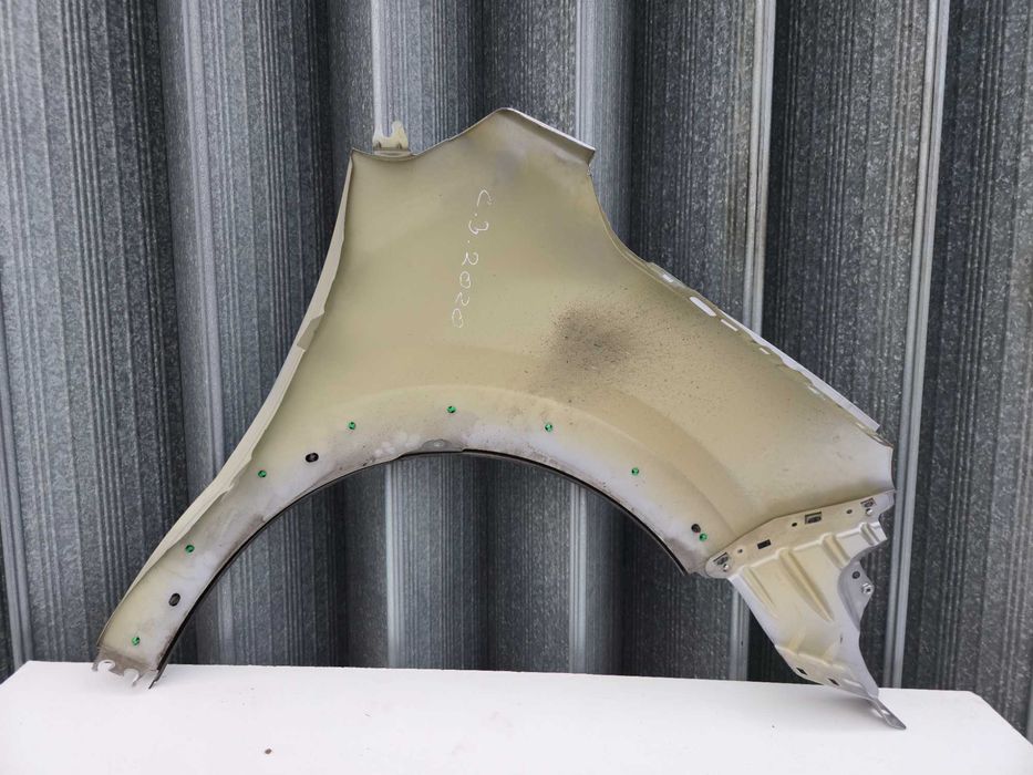 Guarda lamas esquerdo c/ aba CITROEN C3 III (2016 a 2024)