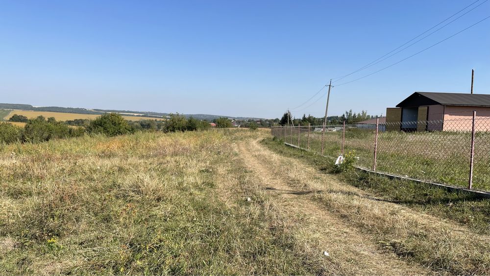 Земельна ділянка для затишного дому всього за 4км від міста. HH