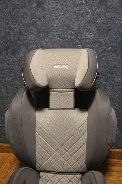 Автокресло Recaro Monza Nova 2 Seatfix (15-36кг) Рекаро