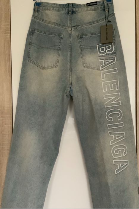 Stylowe dzinsy BALENCIAGA