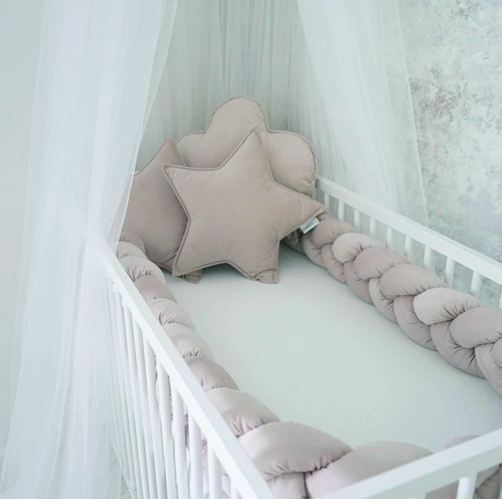Conjunto para berço, trança,  almofadas, rede e suporte