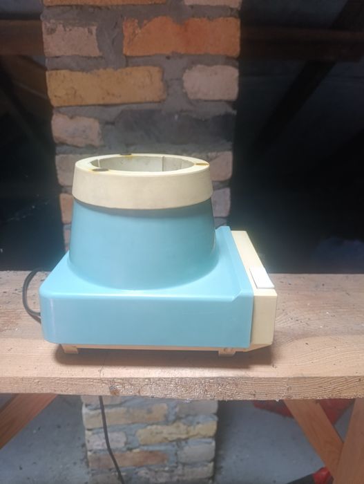 Robot kuchenny predom prespol