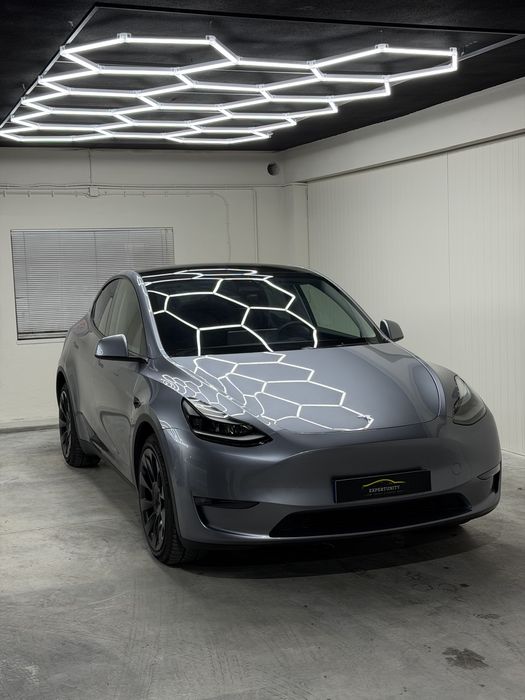 Tesla Model Y Long range dual motor