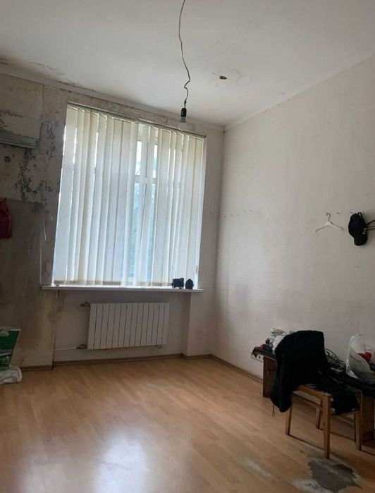 Крещатик 15 Пассаж двухуровневая 670 метров