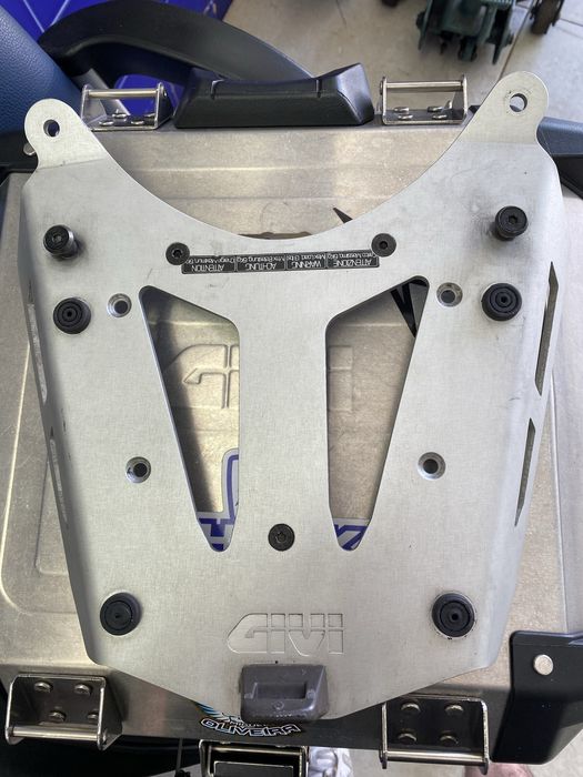 Suporte GIVI SRA5106