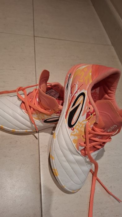 Tenis futsal Ginka