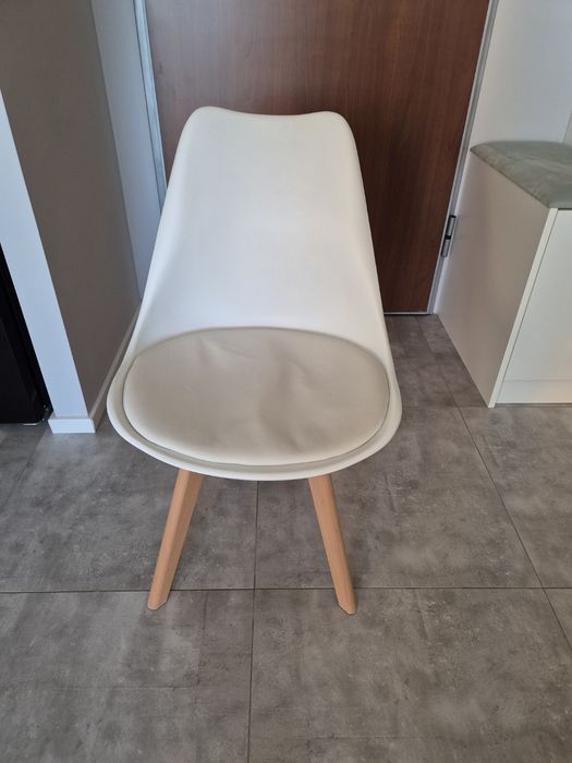 Krzesła skandynawskie