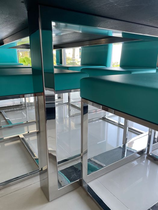 Conjunto mesa de jantar+ 6 cadeiras
