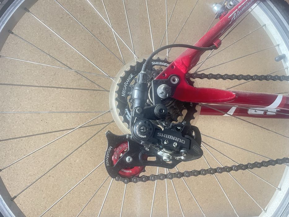 Bicicleta quase nova