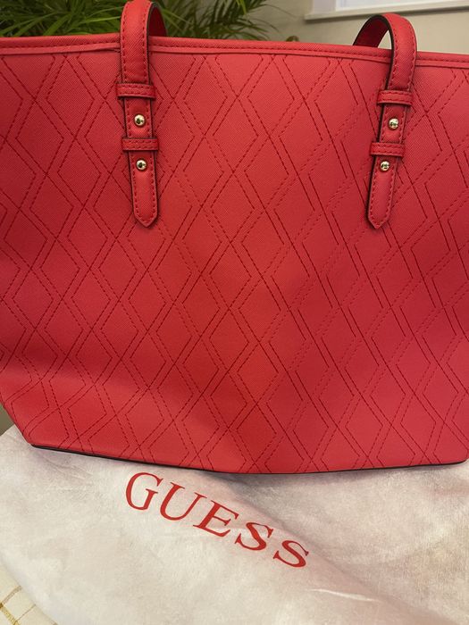 Mala Guess - Nova Vermelha