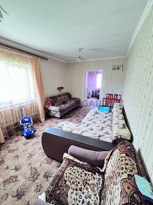 Продається будинок в с. Р. Поляна