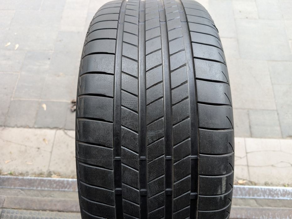 Одна шина 255/40 R21 Bridgestone Turanza