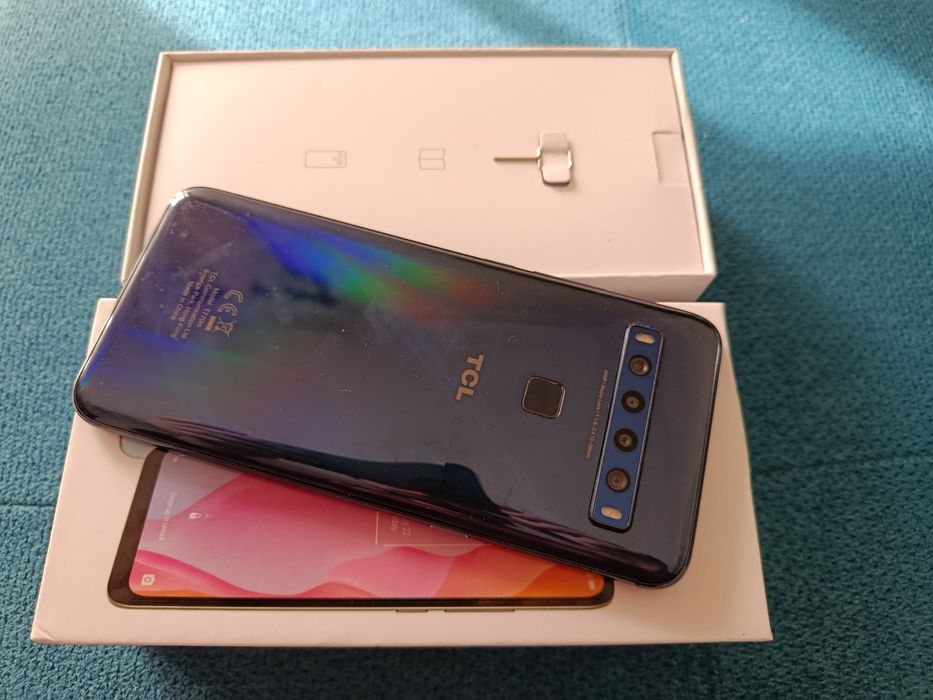 Telemóvel TCL 10L