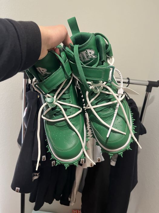 Off white mid 44