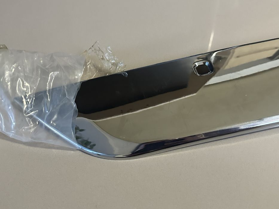 Накладка на багажник Suzuki SX4 — Нова