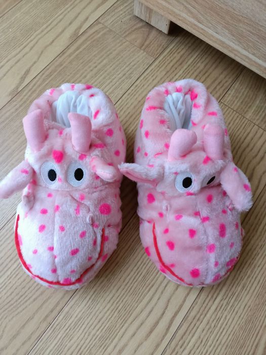 Ciepłe zimowe pluszowe kapcie pantofle krowy