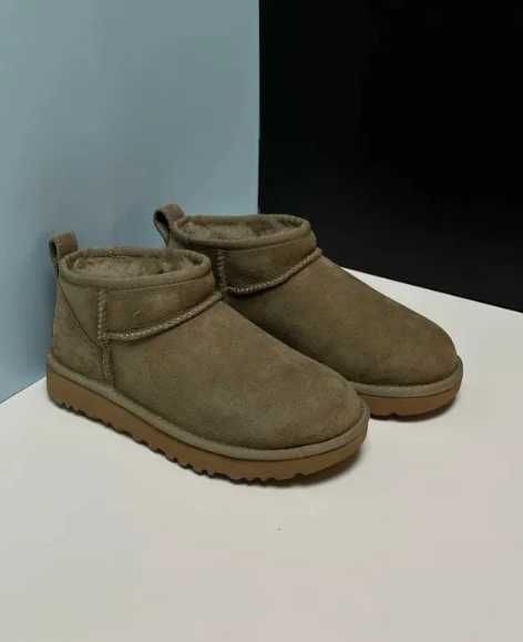 UGG Classic Mini Boots R.36