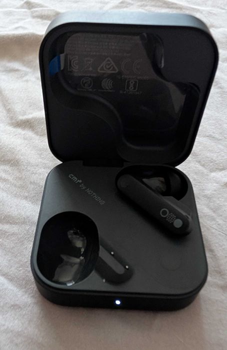 Caixa + auricular direito CMF BY NOTHING Buds Pro 2