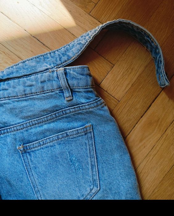 Spodenki szorty jeansowe S Laulia