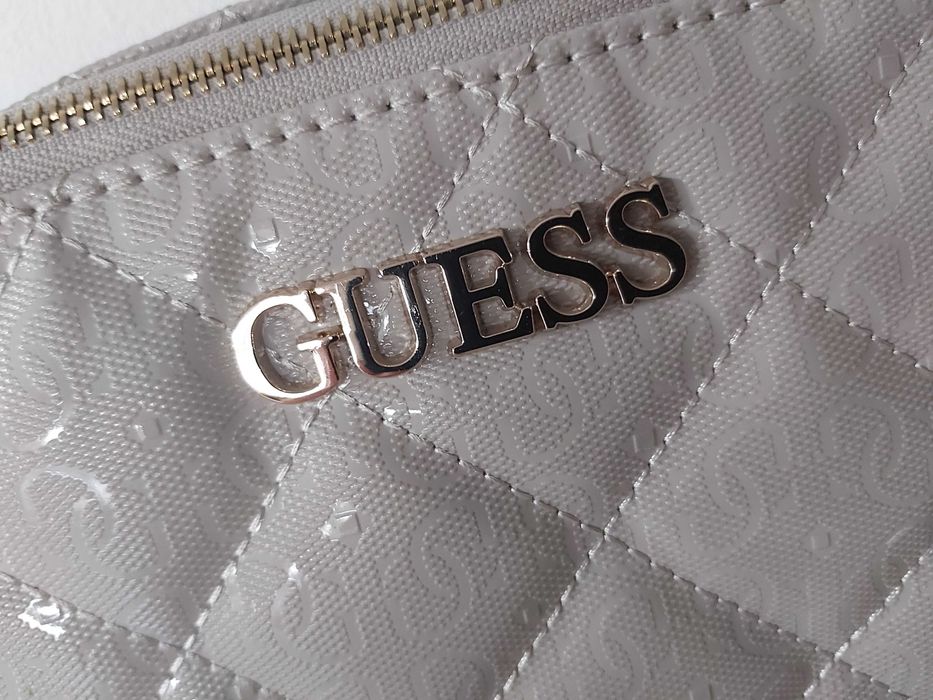 SP Torebka GUESS nowa beżowa monogram listonoszka torba klasyczna