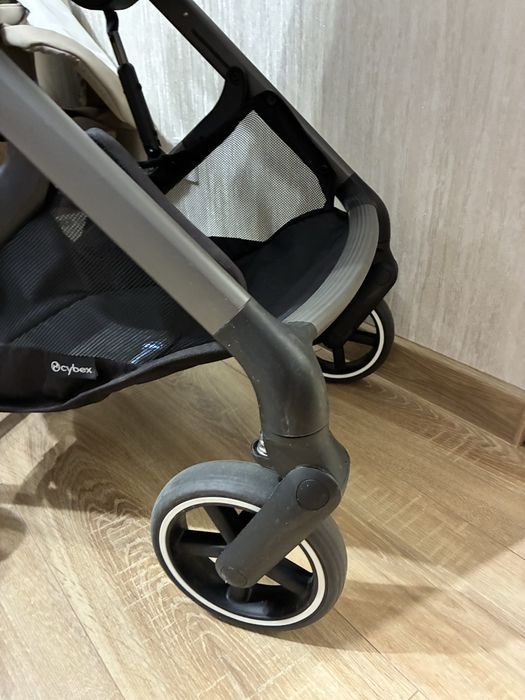 Продаю коляску Cybex Balios S Lux 2 в 1