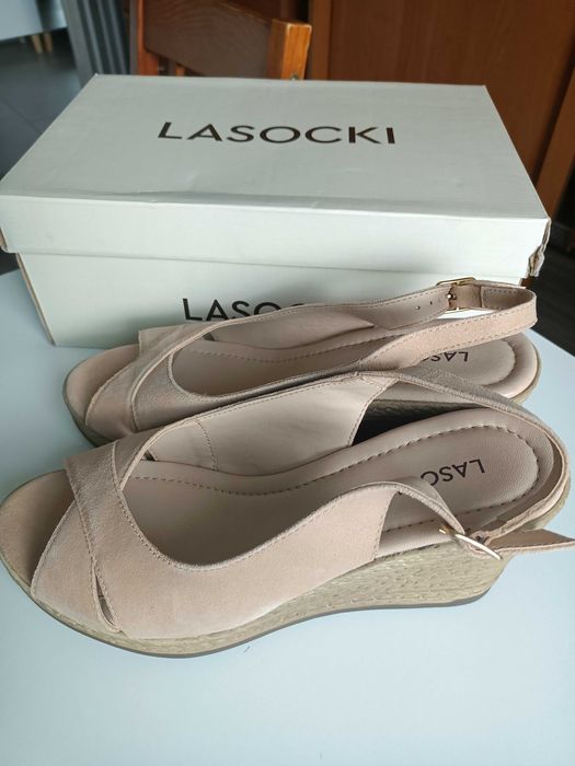 Buty na koturnie Lasocki roz 38