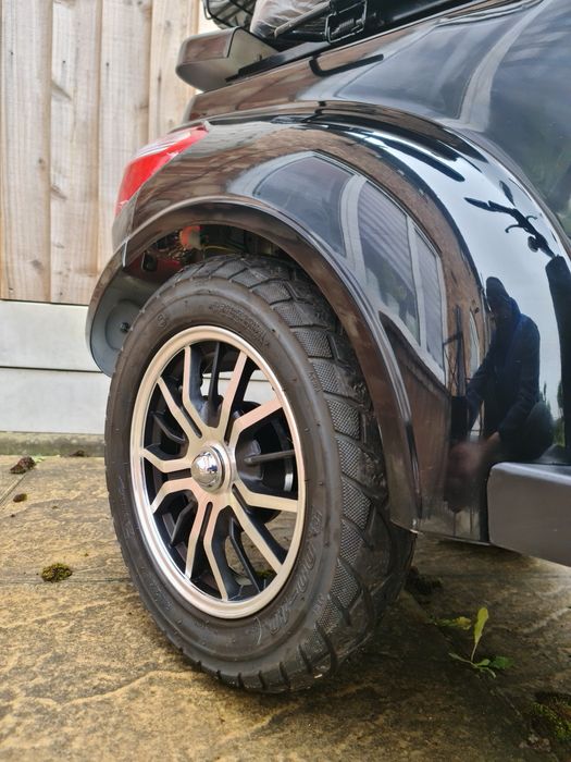 Skuter Inwalidzki Dla Seniora Wózek Elektryczny 8km Przebiegu Jak Nowy