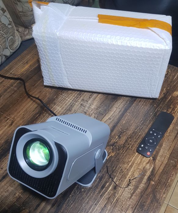 Проэктор MAGCUBIC HY320 pro не мини