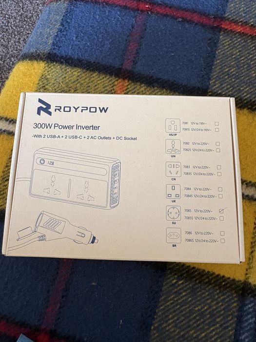 Power inverter 300 w