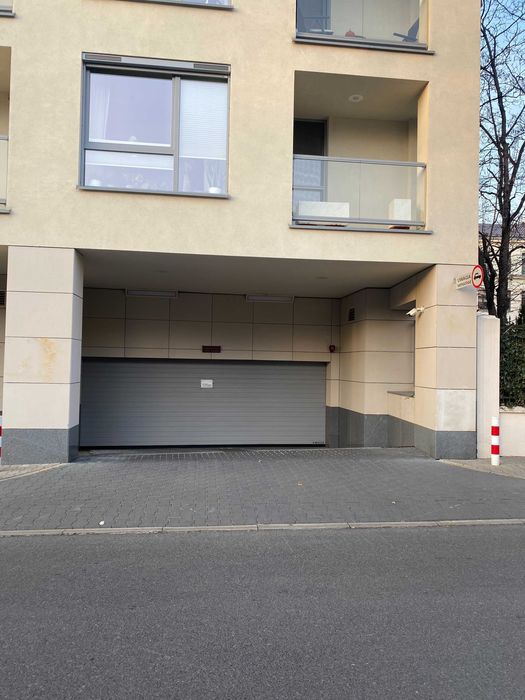 Miejsce parkingowe Jaktorowska 8 Wola Warszawa