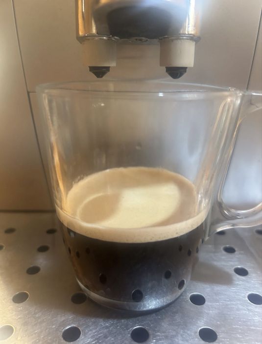 Кавомашина кавоварка DeLonghi Magnifica S Plus ESAM 22.323 з домашнього використання