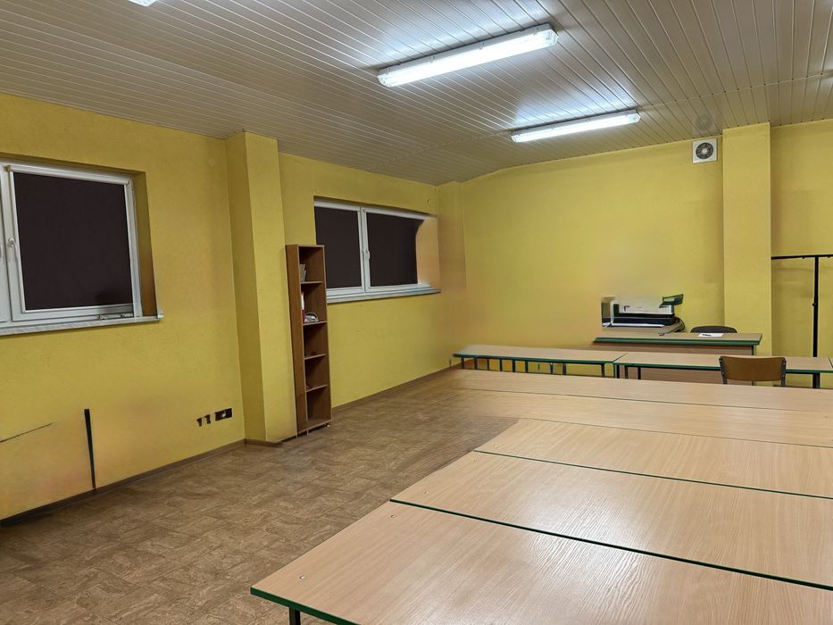 Lokal usługowy duża sala + recepcja