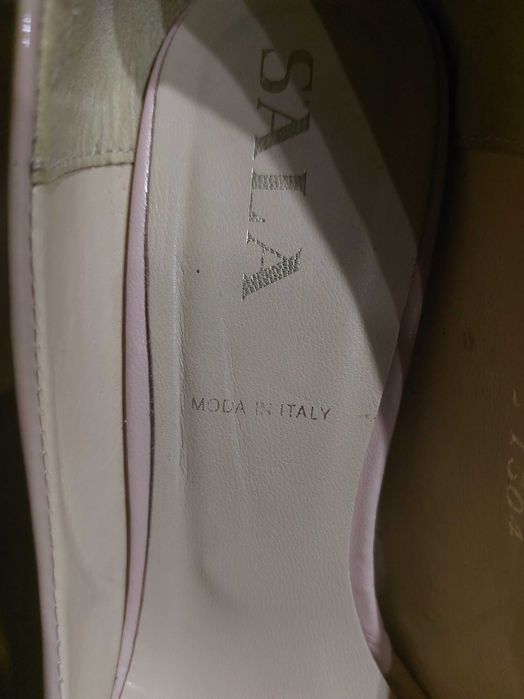 Жіночі шкіряні туфлі човники