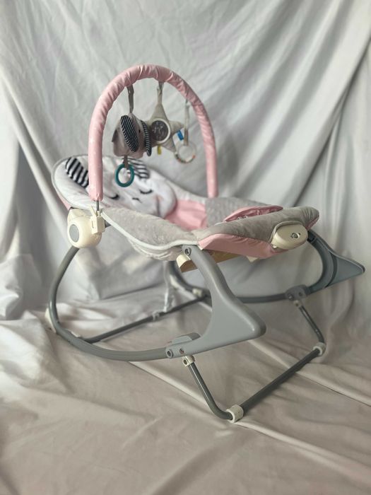 Leżaczek- bujaczek dla dziecka