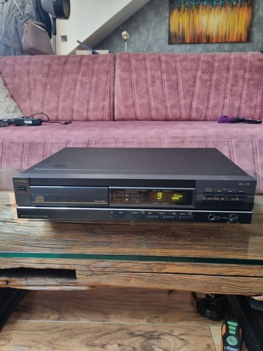 Odtwarzacz CD Siemens RW 730 compact disc player